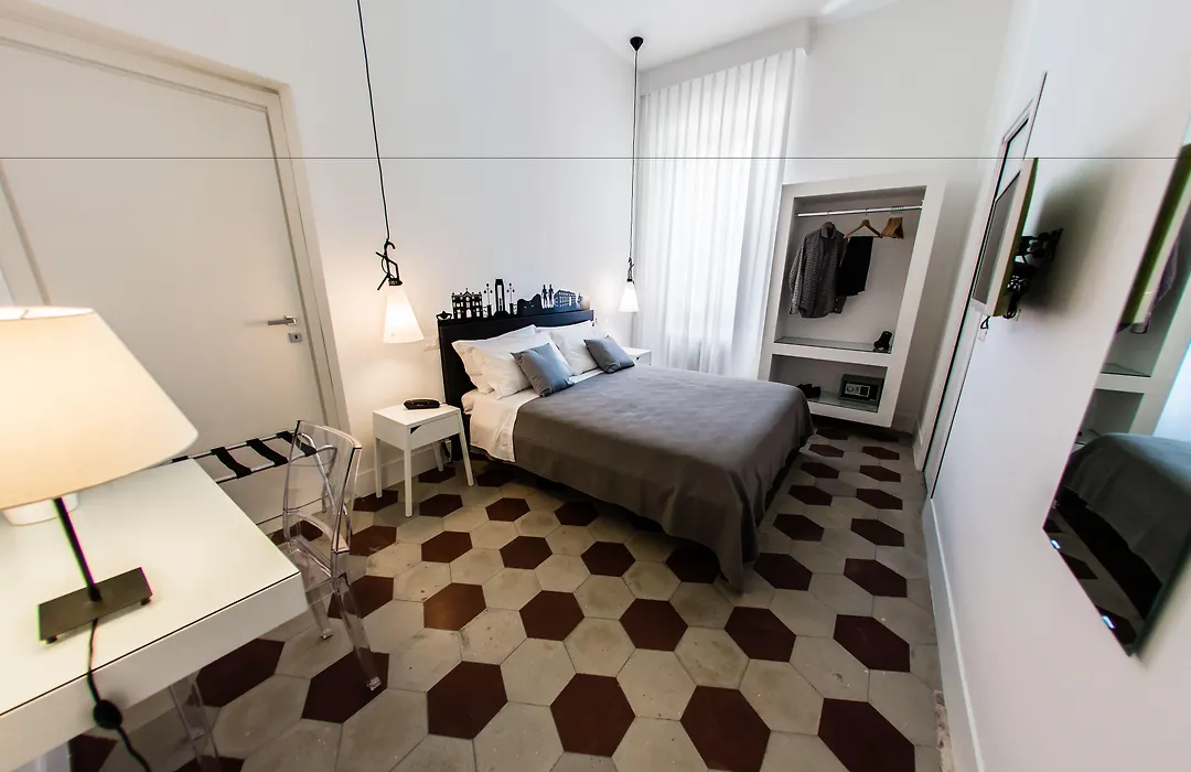 Rhegion B&B-1