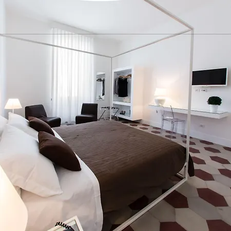 Rhegion B&B-3